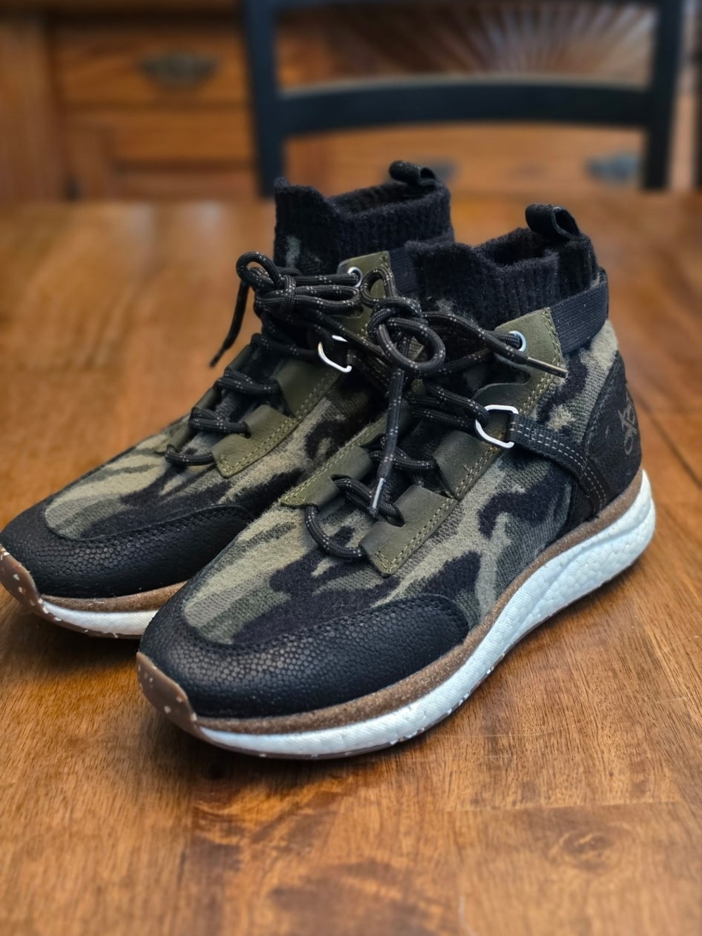 OTBT Womens Camo High-Top Sneaker - Black & Olive